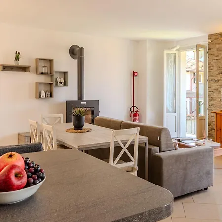 Di Lalla By Interhome Apartamento