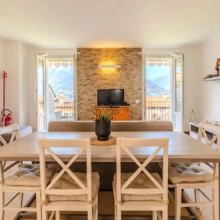 Di Lalla By Interhome Apartamento Lierna
